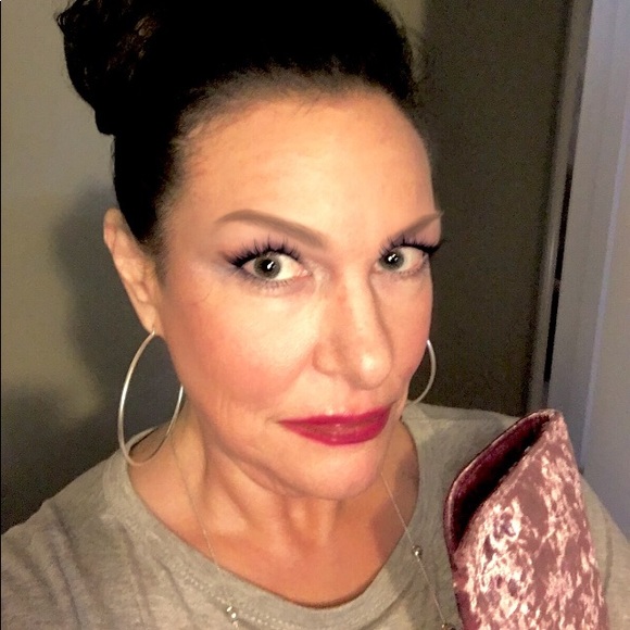 ODDY Brand, 3/4 sleeve Top! So comfy but cute. - Picture 4 of 7